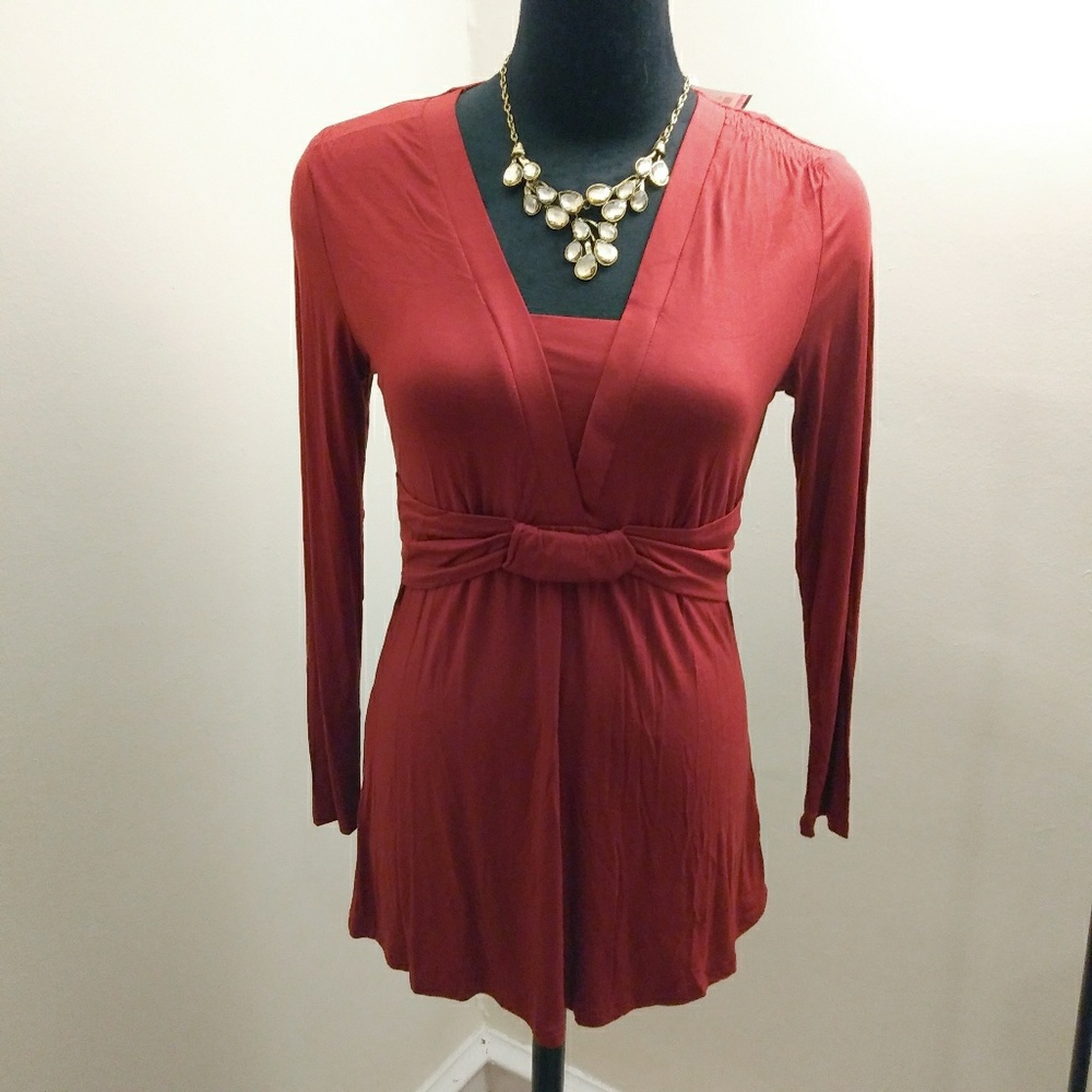 Slimming Rayon Spandex Top - Picture 1 of 2